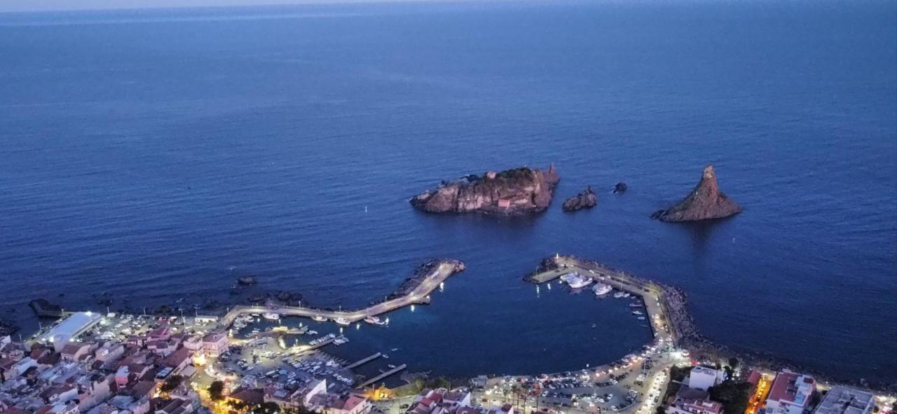 Apartmán L'Isola E I Faraglioni House Aci Trezza Exteriér fotografie