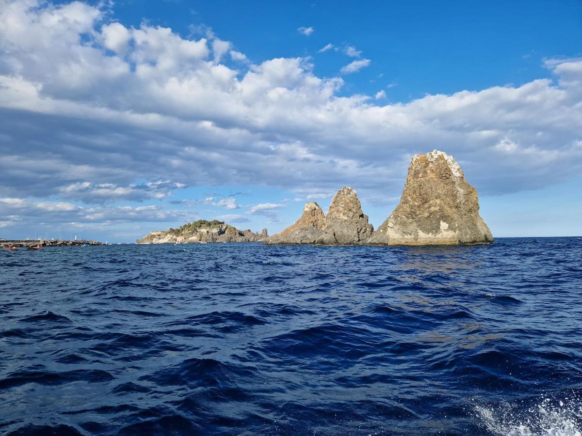 Apartmán L'Isola E I Faraglioni House Aci Trezza Exteriér fotografie